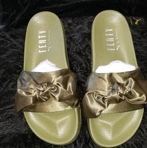 Puma Fenty bow slides